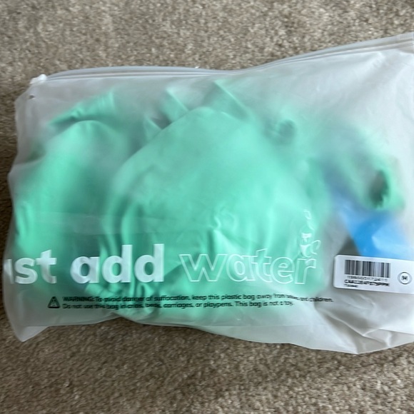 Green sweetheart swimsuit one piece - Picture 8 of 13